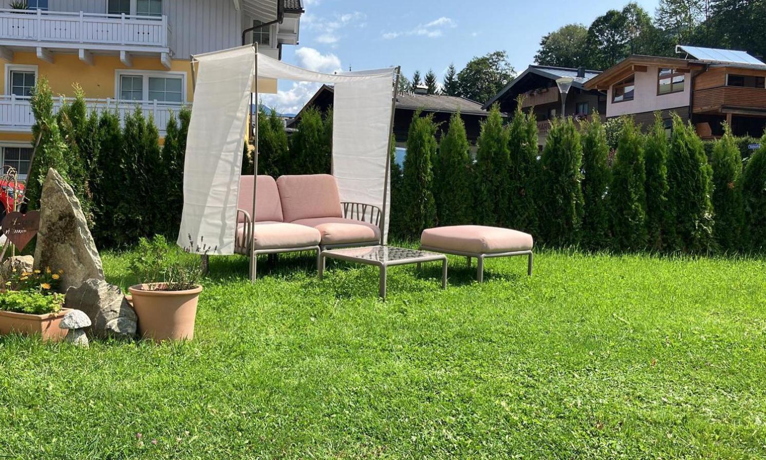 Eschenhof Bed & Breakfast Капрун Екстериор снимка